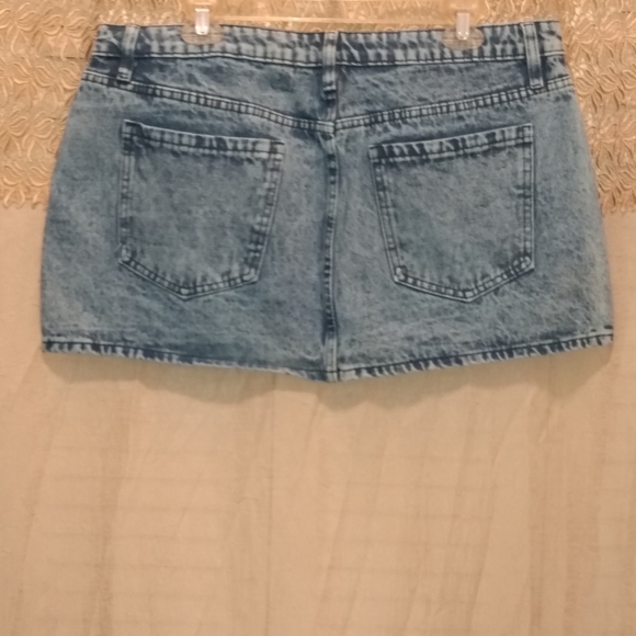 NWT 🔥 Fashion Nova Pop Of Color Mineral Washed Mini Skirt Women's Size 2X - Picture 4 of 5